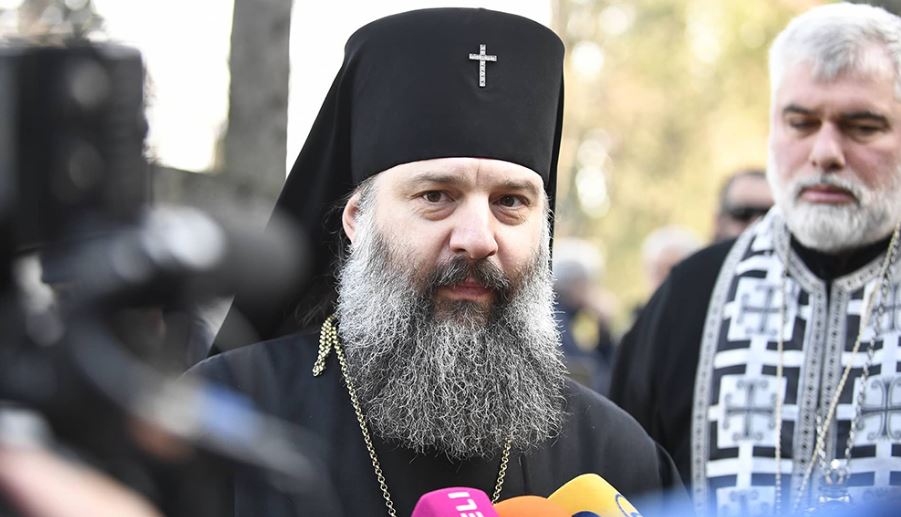 მეუფე შიო – სამწუხაროდ, არიან ადამიანები, რომლებიც თითქოს ეკლესიურები არიან, თითქოს არიან მორწმუნეები, მაგრამ  მიწიერ კეთილდღეობას ეძებენ იესო ქრისტესგან