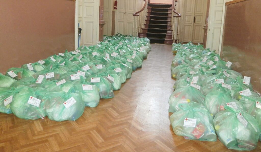 Στήριγμα για 828 οικογένειες η Μητρ. Αλεξανδρούπολης