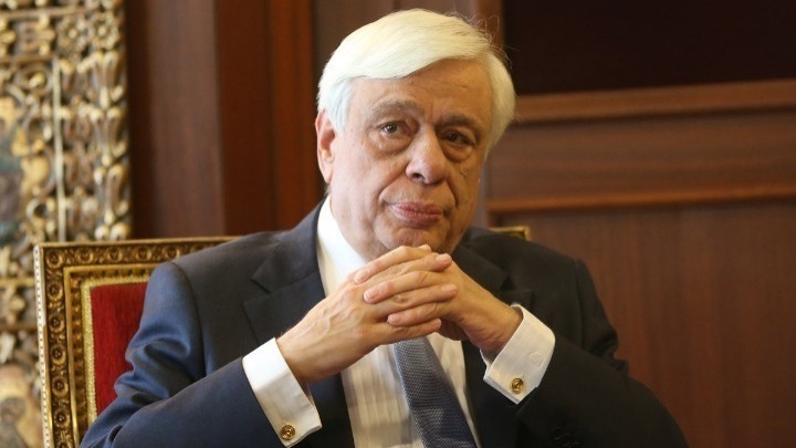 Πρ. Παυλόπουλος: Ακόμη μας συγκλονίζει η καταστροφική πυρκαγιά στην Παναγία των Παρισίων