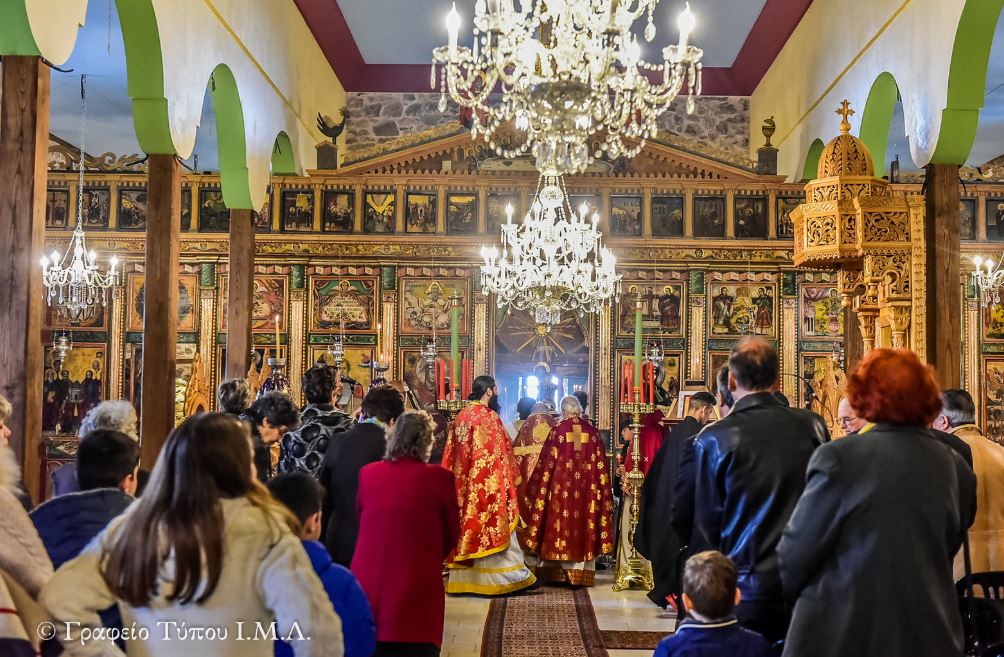 Μεγάλη Πέμπτη πρωί στον παλαιό Ιερό Ναό Αγίου Νικολάου Λαγυνών