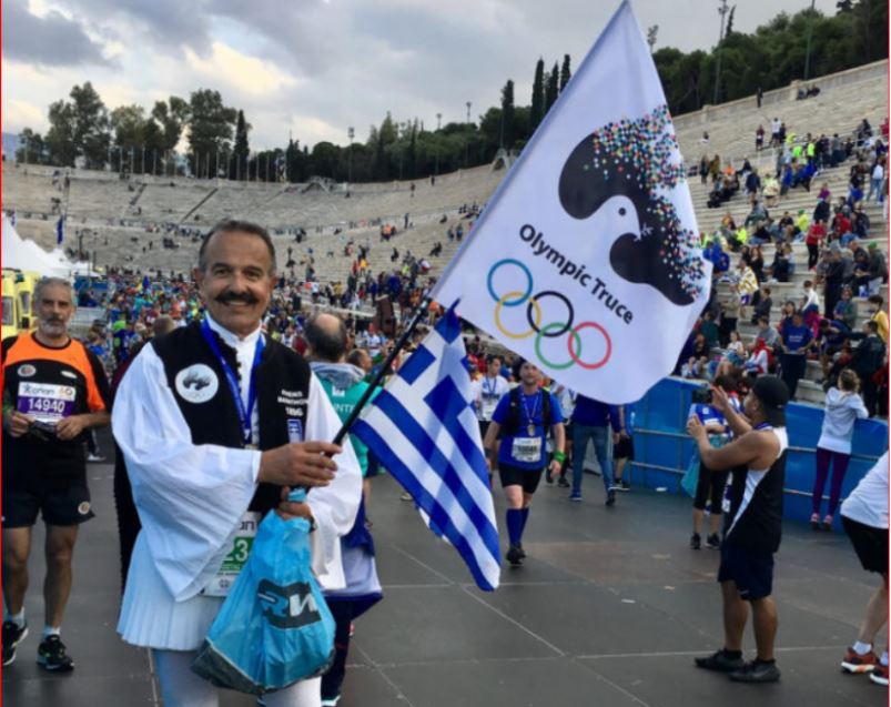 Να τερματίσει με φουστανέλα στο Μαραθώνιο της Νέας Υόρκης σχεδιάζει ο ομογενής Κ. Χατζής