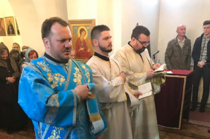 Рукоположење у манастиру Војловици