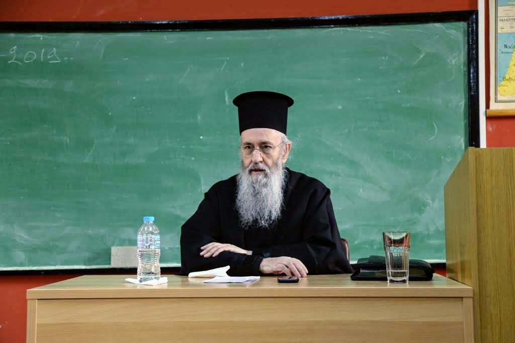 Ναυπάκτου Ιερόθεος: Η θεολογική διαθήκη των Φλωρόφσκι – Ρωμανίδη