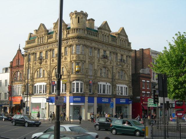 Ο Αρχιεπίσκοπος Θυατείρων κ.κ. Γρηγόριος στην Ακολουθία Δ’ Χαιρετισμών στο Holloway του Λονδίνου