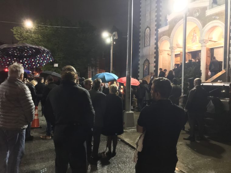 Νέα Υόρκη: Η κακοκαιρία περιόρισε την περιφορά Επιταφίων