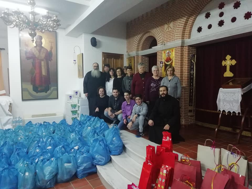 ΚΕΡΑΤΣΙΝΙ: Προετοιμασία για τα πασχαλινά “δέματα αγάπης”