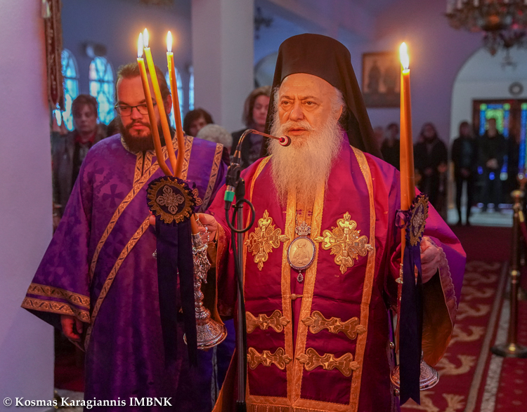 Εσπερινή Προηγιασμένη Θεία Λειτουργία στον Ιερό Ναό Αγίας Παρασκευής Βεροίας