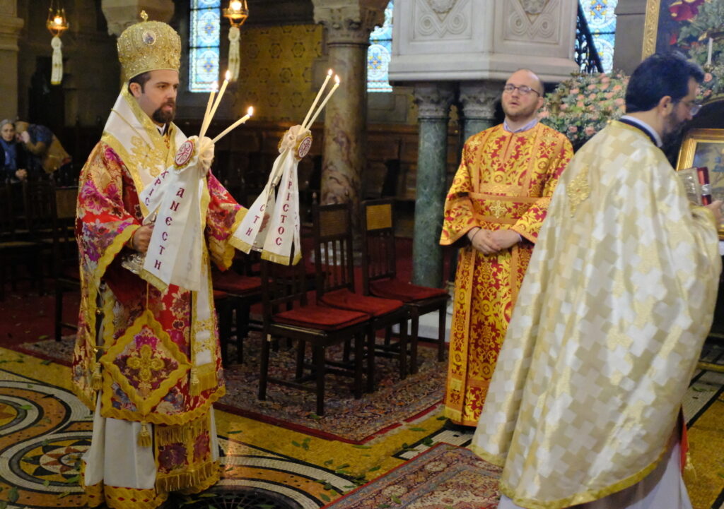 Η μνήμη του Αγίου Γεωργίου στο Παρίσι