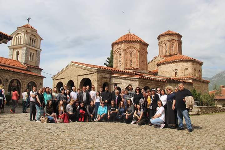 Me bekimin e Mitropolitit të Apollonisë dhe Fierit, Hirësia e Tij, Imzot Nikolla, është zhvilluar pelegrinazh në varrin e Shën Naumit- Ohër, Maqedonia e Veriut