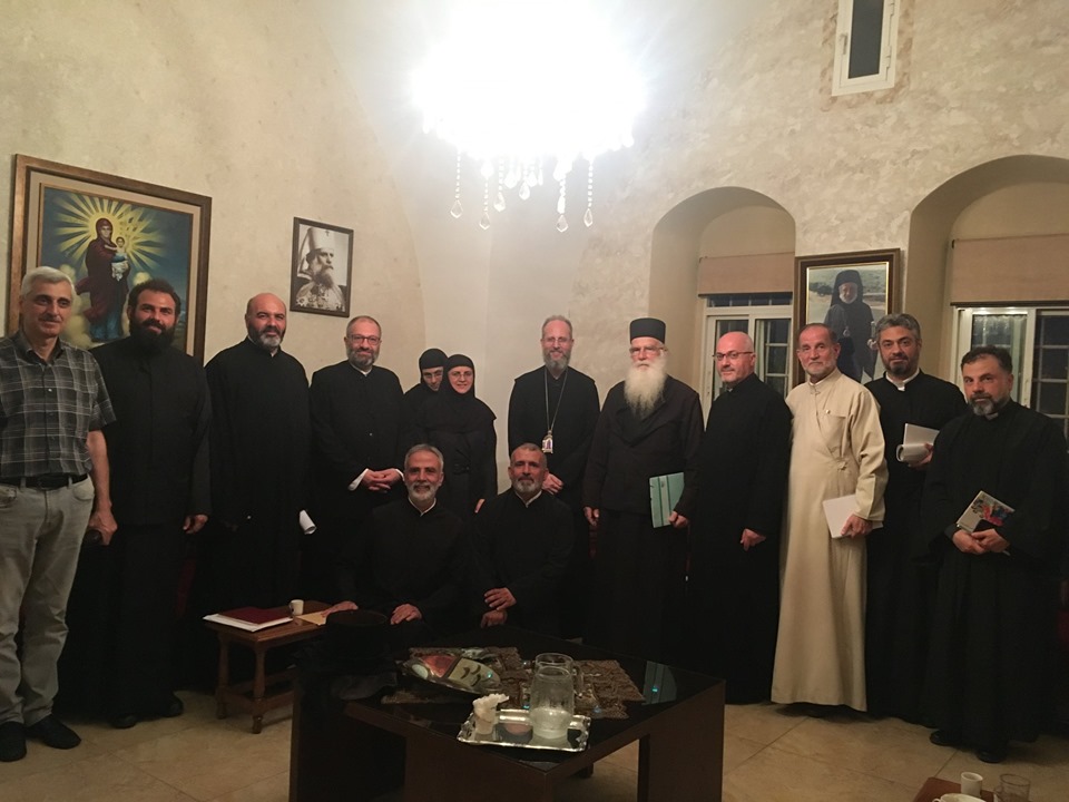 ‎اجتماع تنظيمي لزيارة البطريرك الصربي في دير سيدة النورية‎