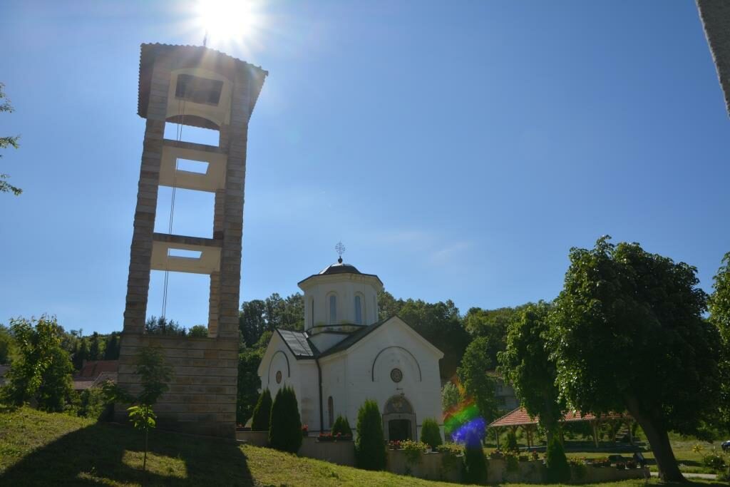 Владика Давид богослужио у манастиру Коморане