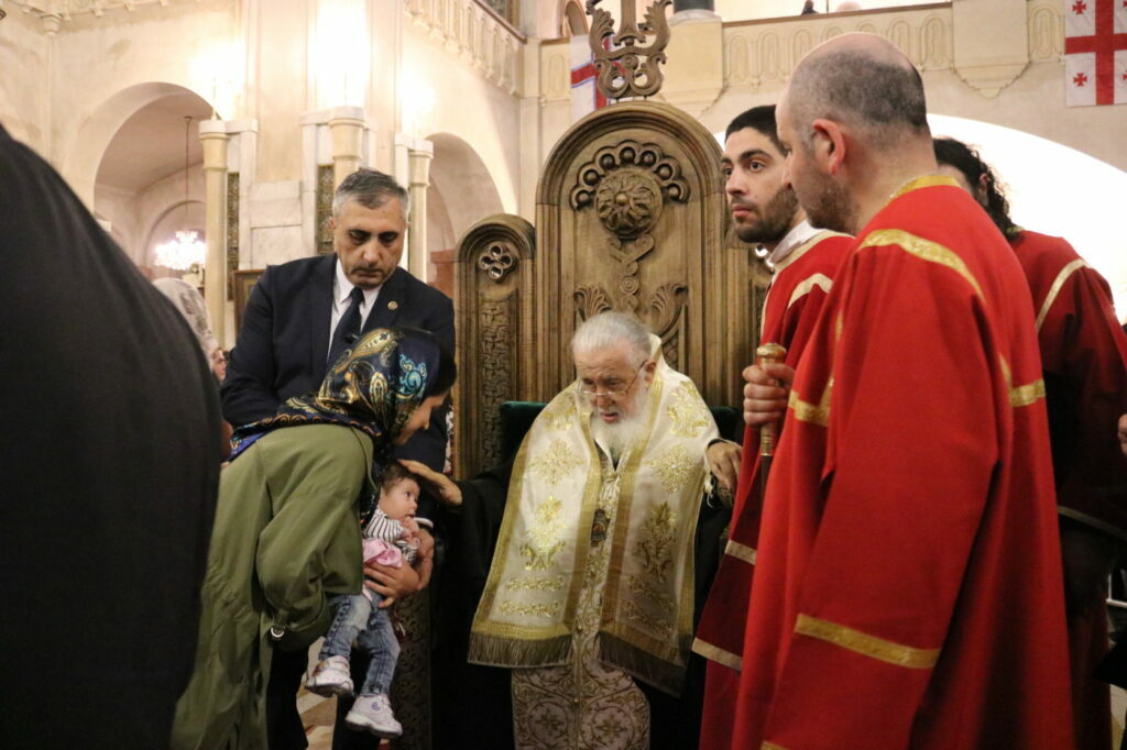 Georgian Patriarch continues mass baptisms of families’ third child