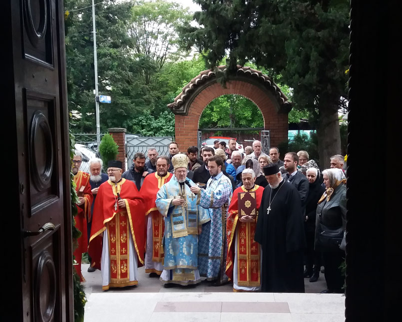 Епископ Митрофан: Љубав побеђује смрт