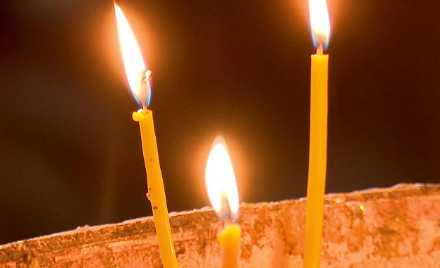 დღეს კვირაცხოვლობაა