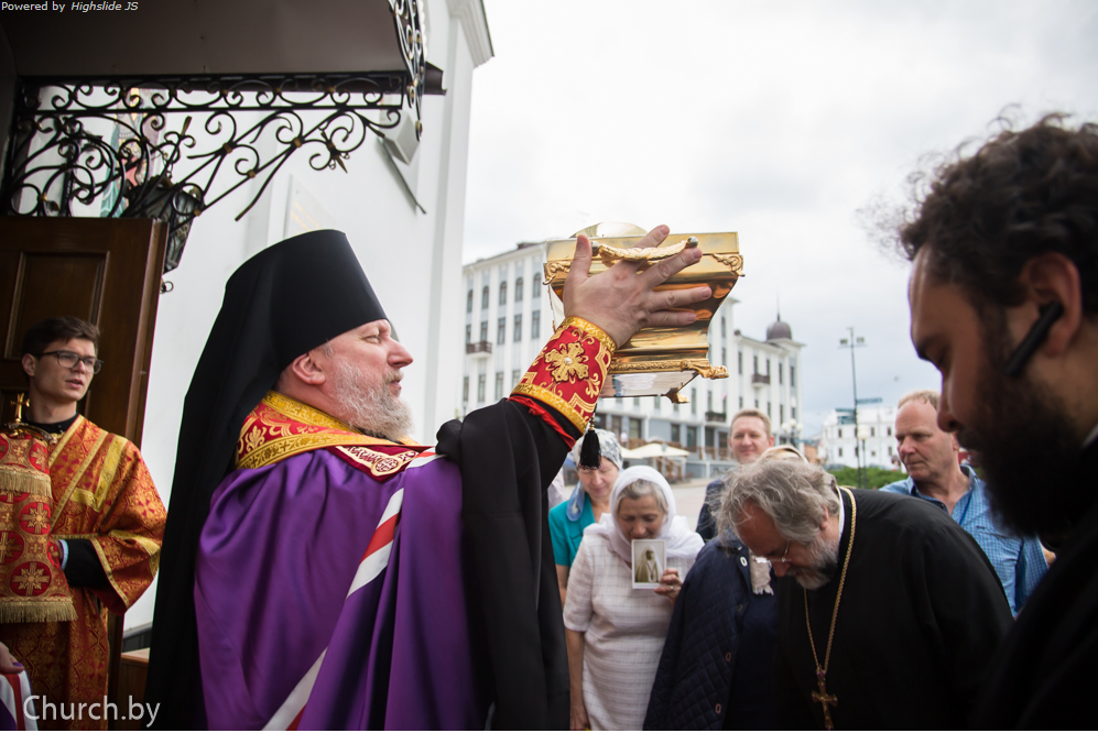 В Минск из Нью-Йорка принесены частицы мощей преподобномучениц великой княгини Елисаветы и инокини Варвары