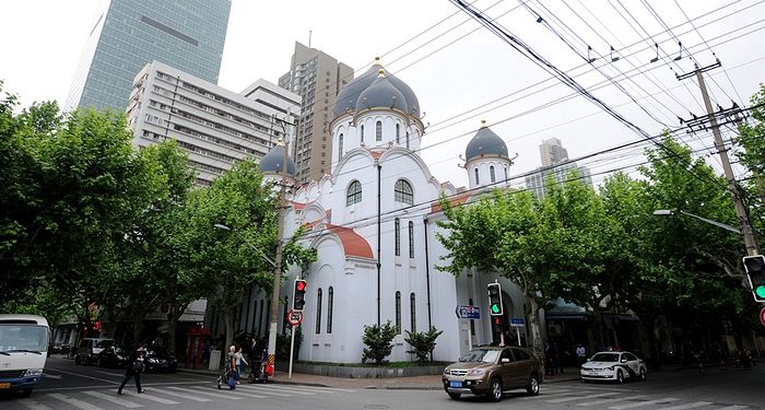 Hundreds celebrate Pascha in Shanghai cathedral for first time since 1965