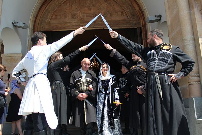 Hundreds married in mass Georgian Church weddings yesterday, thousands to march in Family Purity Day today