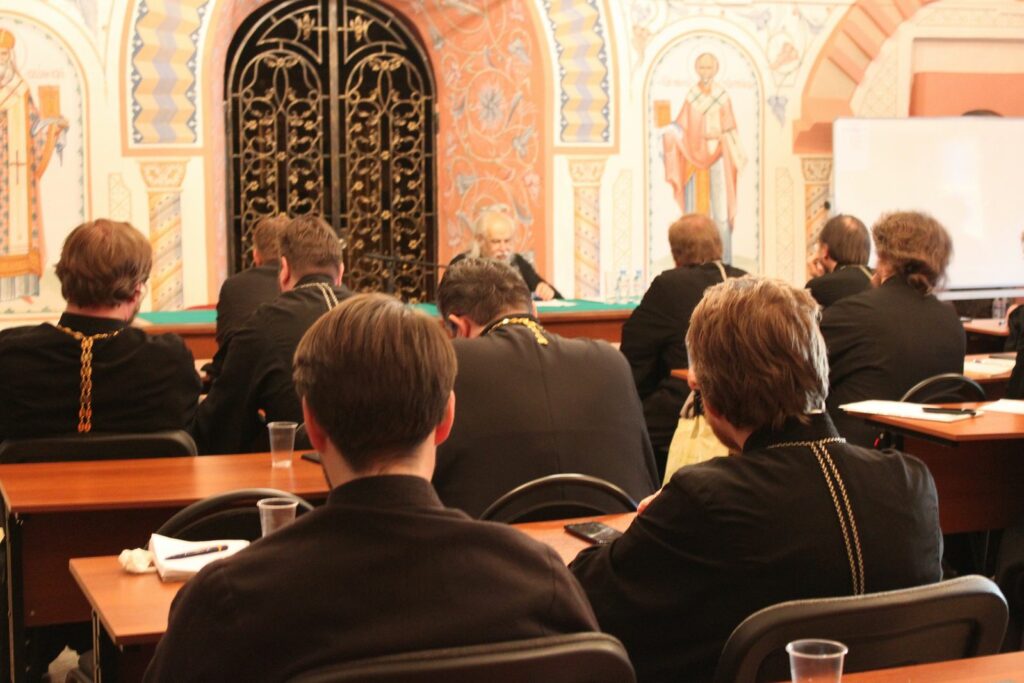 Епископ Пантелеимон: Наша задача – принять человека в свое сердце