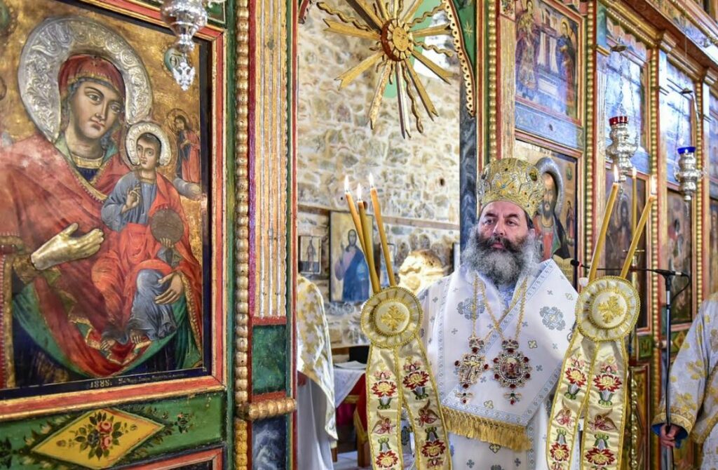 Ο Μητρ.Λαγκαδά στον παλαιό ιστορικό Ιερό Ναό του Αγίου Νικολάου Λαγυνών