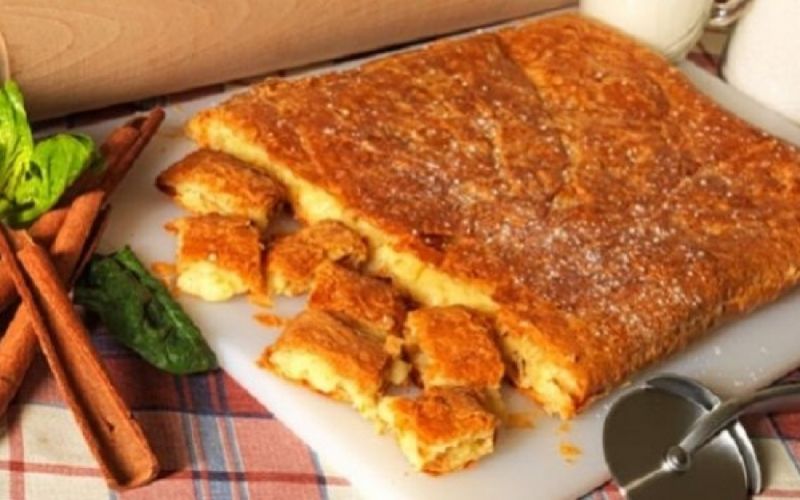 Μοναστηριακή Συνταγή: Γλυκιά Μπουγάτσα με Τυρί