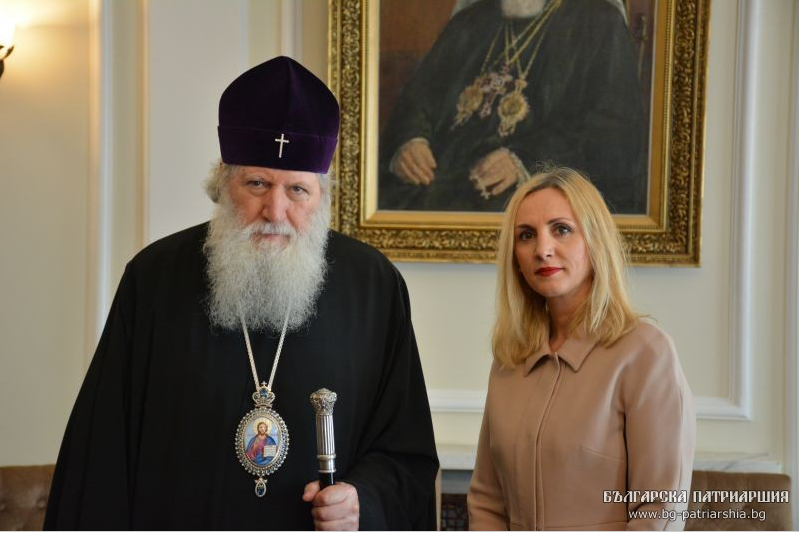 Българският патриарх Неофит се срещна с Албанския посланик Доника Ходжа