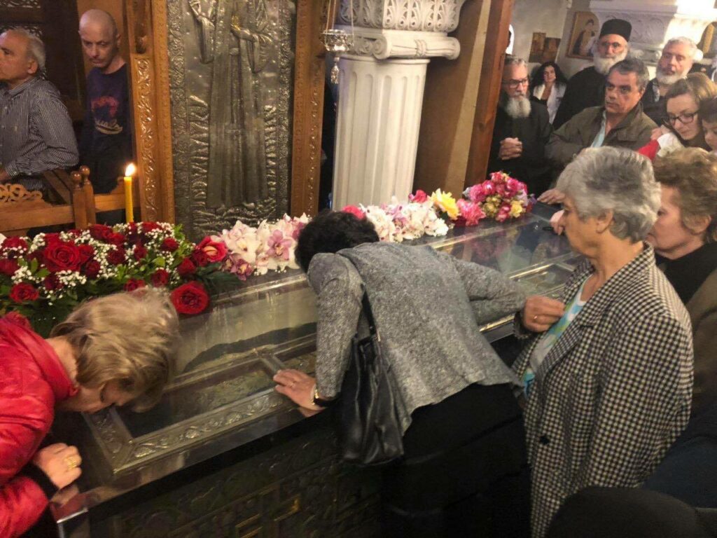 Πλήθος κόσμου στην ετήσια πανήγυρη στο Μοναστήρι του Αγίου Εφραίμ- Συγκινητικές εικόνες που ενισχύουν την πίστη