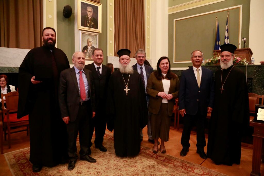 ΠΡΑΚΤΟΡΕΙΟ “ΟΡΘΟΔΟΞΙΑ”: Ιερείς τίμησε το Τμήμα Θεολογίας ΑΠΘ