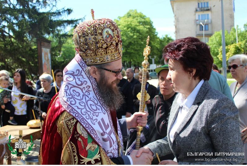 Бяха отбелязани седем години от земетресението в гр. Перник и с. Дивотино