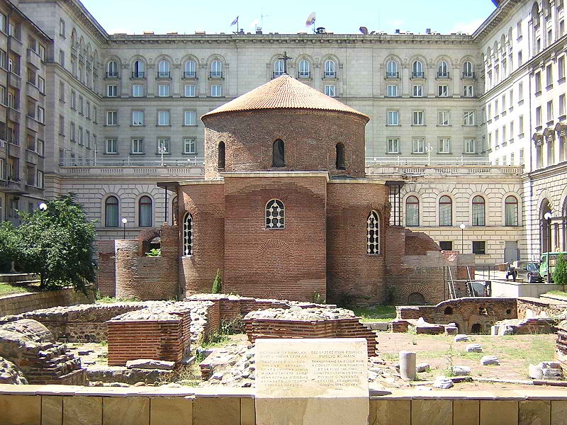 Επισκευάζονται τρεις ορθόδοξες εκκλησίες στη Σόφια