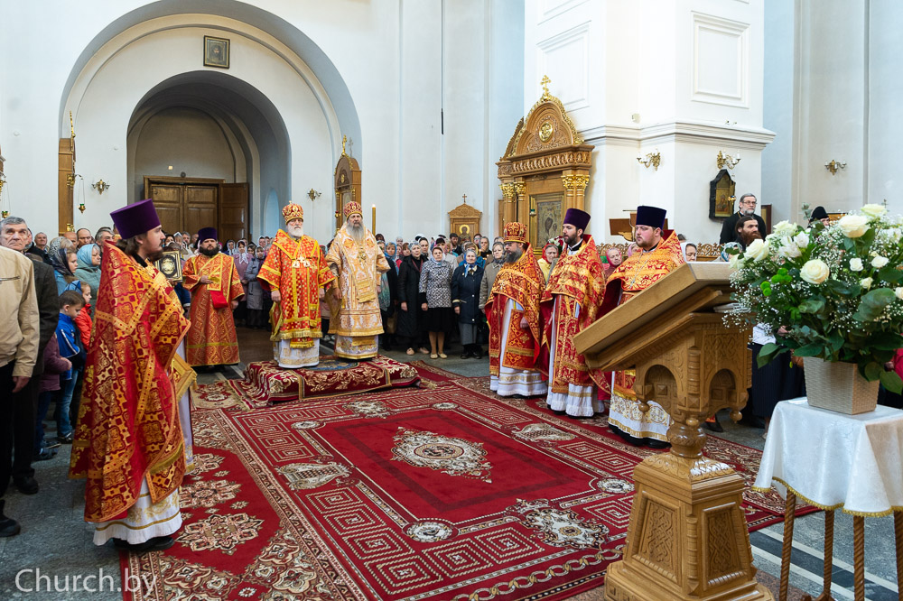 В четверг Светлой седмицы митрополит Павел возглавил Литургию в Спасо-Евфросиниевском монастыре города Полоцка