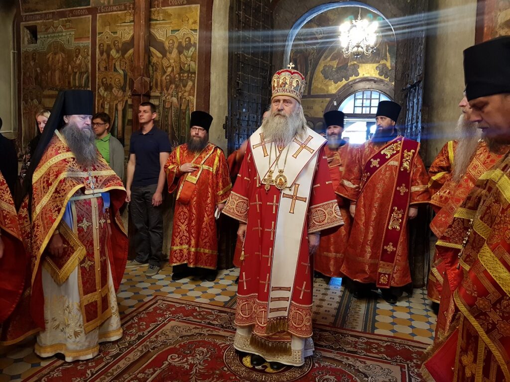 Архиепископ Феогност совершил Литургию в Саввино-Сторожевском монастыре