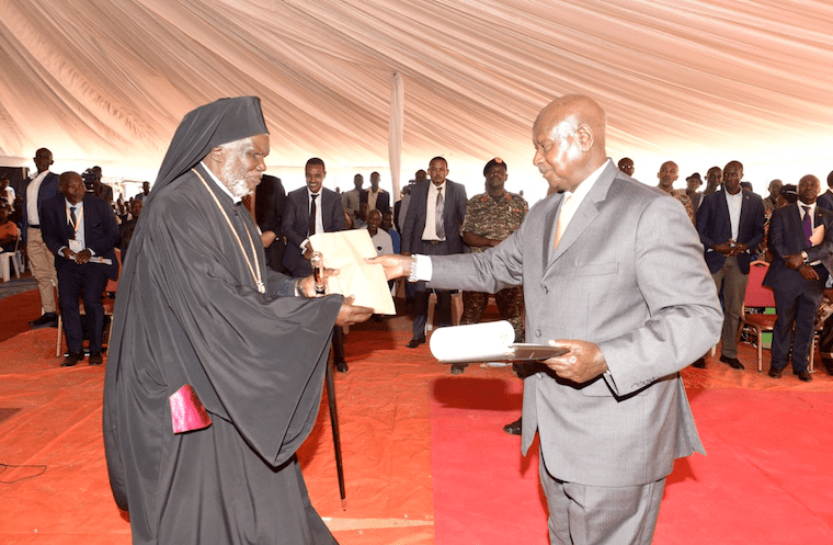 President Museveni of Uganda makes donation to Orthodox Church for cathedral construction