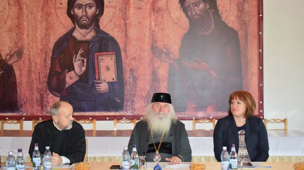 Scos din școală, Hristos s-a refugiat în închisoare – Mitropolitul Banatului despre isihasm în perioada comunistă