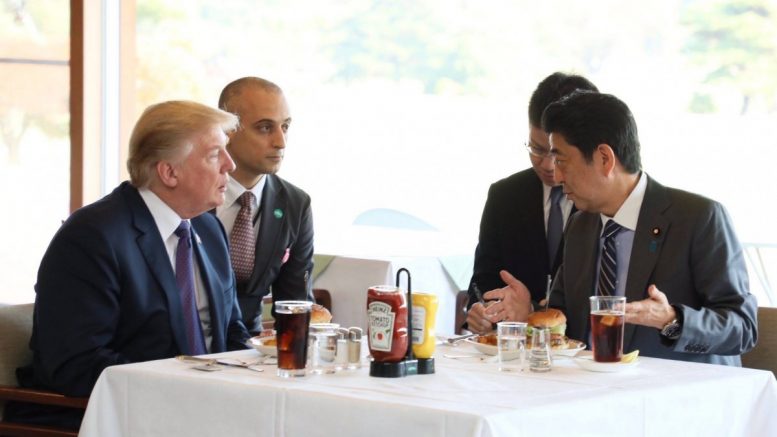 Λευτέρης Καφάτος: Ο Έλληνας μεταφραστής του Προέδρου των ΗΠΑ