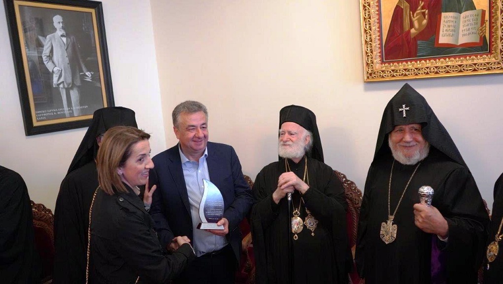 Οι Αρμένιοι τιμούν τον Αρχιεπίσκοπο Κρήτης