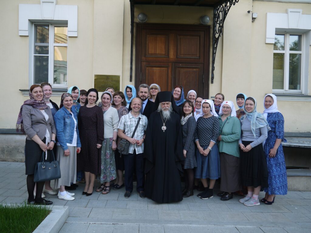 В Москве завершились курсы по профессиональной подготовке сестер по уходу, организованные при участии Центральной клинической больницы святителя Алексия