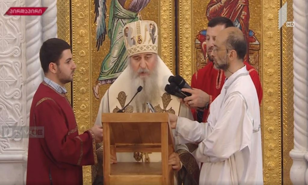 Father Daniel: Georgian woman with her prayer and love cures the diseases of family and nation