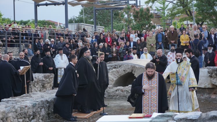 Ιστορικός Αρχιερατικός Εσπερινός στην Αρχαία Βασιλική του Αγίου Αχιλλίου