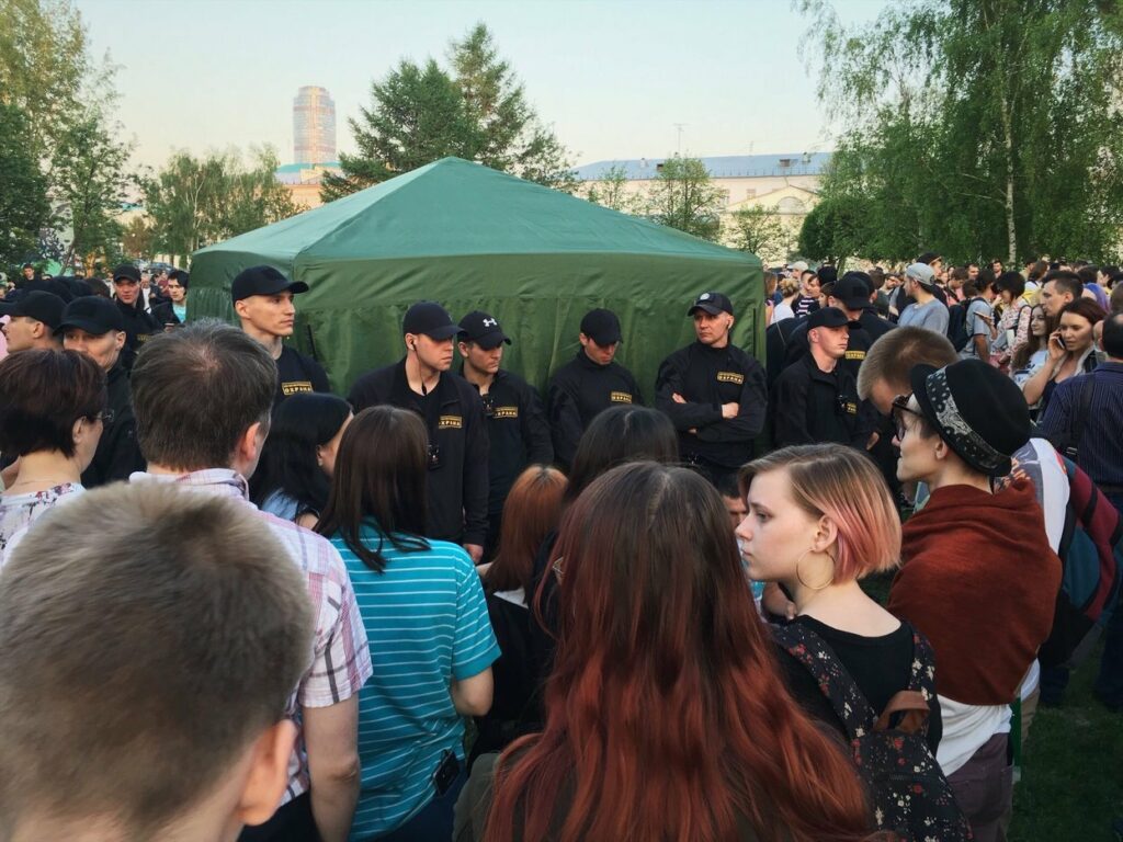 Thirty arrested in protests against church construction in Yekaterinburg