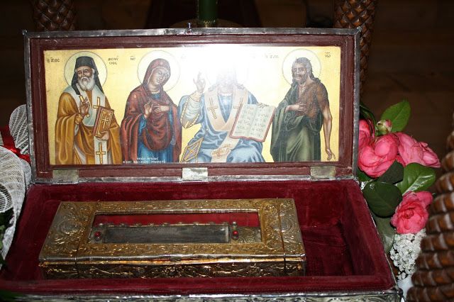 Το Χέρι του Αγίου Διονυσίου στον Ι.Ν. Αγίας Ματρώνας Νέας Ερυθραίας