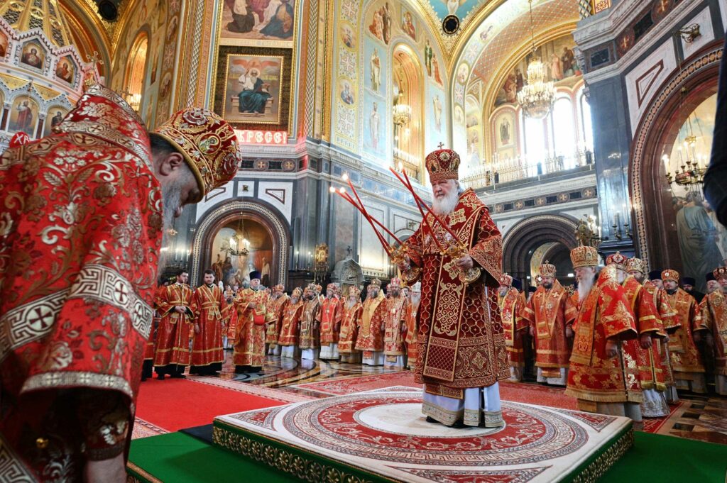 В день памяти святых равноапостольных Мефодия и Кирилла Святейший Патриарх Кирилл совершил Литургию в Храме Христа Спасителя