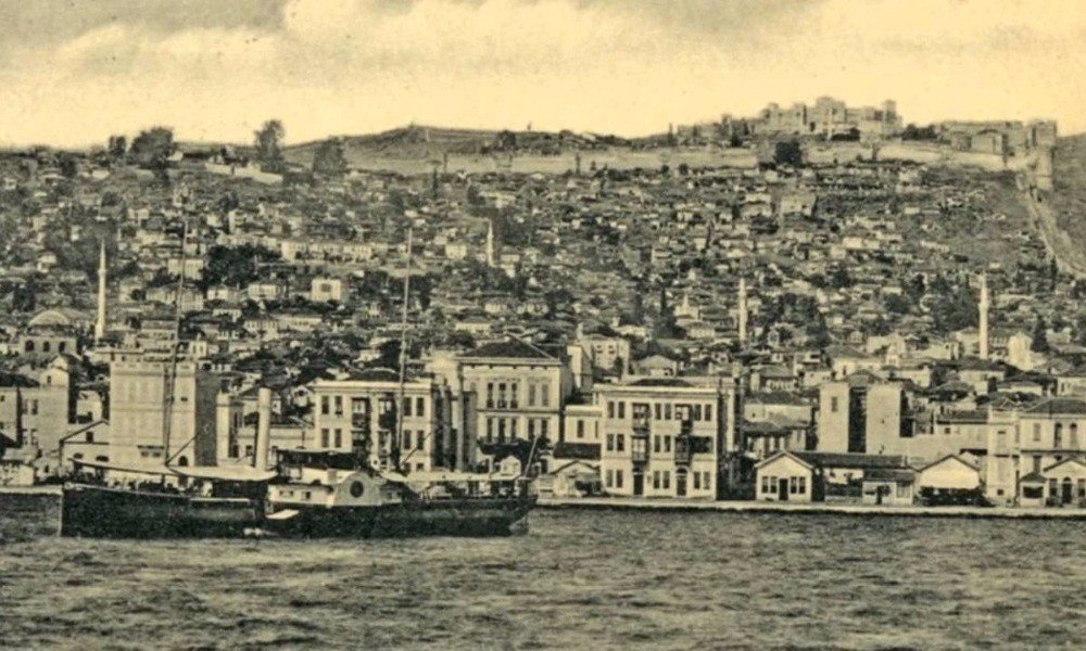 Η Θεσσαλονίκη και η χώρα μέσα από τη «Μακεδονία» της 1ης Οκτωβρίου 1917