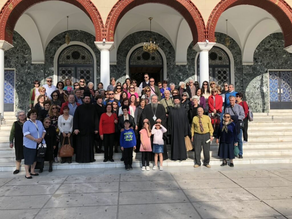 Προσκυνητές από τον Άγιο Δημήτριο Μπραχαμίου στην Μητρ.Λάρισης