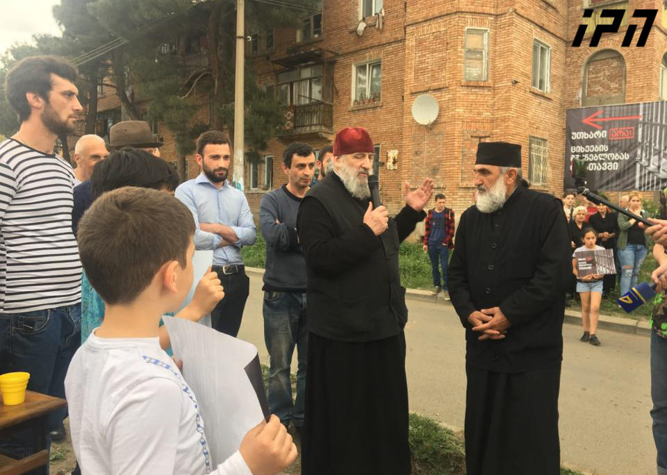 რუსთველი მიტროპოლიტი – მოსახლეობამ შესაბამისი წერილით უნდა მიმართოს მთავრობას და მოითხოვოს, რომ ციხის მშენებლობა საცხოვრებელი სახლების მოშორებით გაგრძელდეს