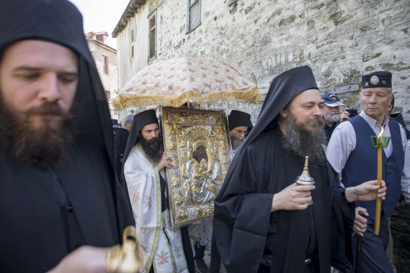 Пасхалне литије по Светој Гори