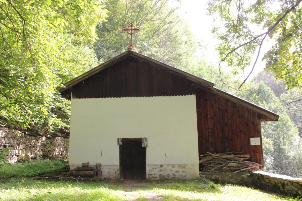 ΒΟΥΛΓΑΡΙΑ: Το Ασκητήριο της Αγίας Σκέπης