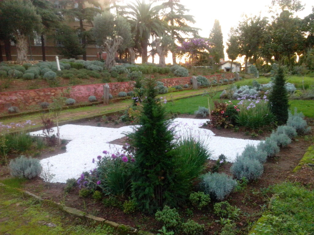 ΘΕΟΛΟΓΙΚΗ ΣΧΟΛΗ ΧΑΛΚΗΣ: Ο Αγγλικός, ο Γαλλικός, ο Ιταλικός κήπος