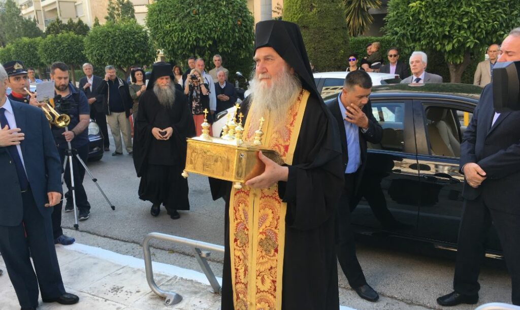 “ΟΡΘΟΔΟΞΙΑ”: Οι Τίμιες Κάρες των Αγίων Αναργύρων στη Νέα Σμύρνη