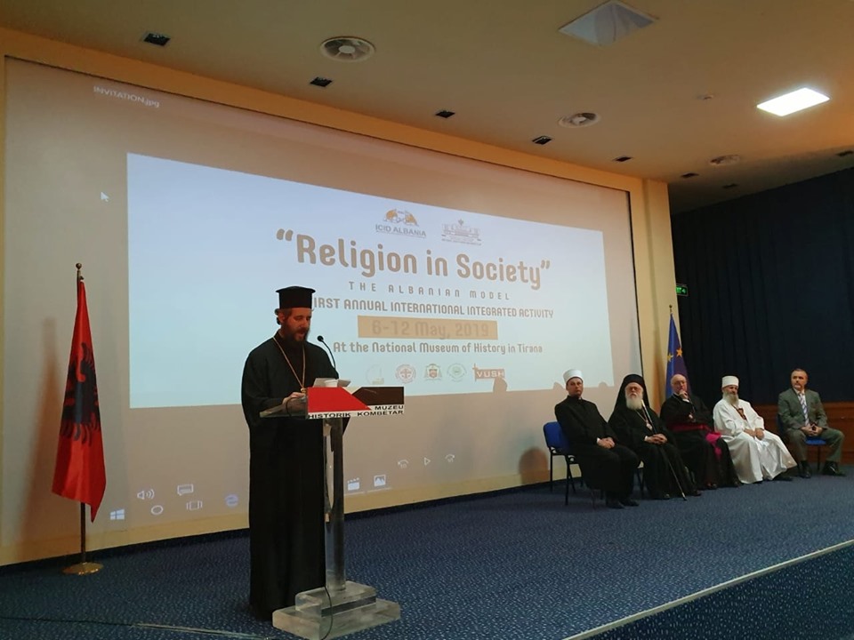 “Θρησκεία και κοινωνία. Το αλβανικό πρότυπο”
