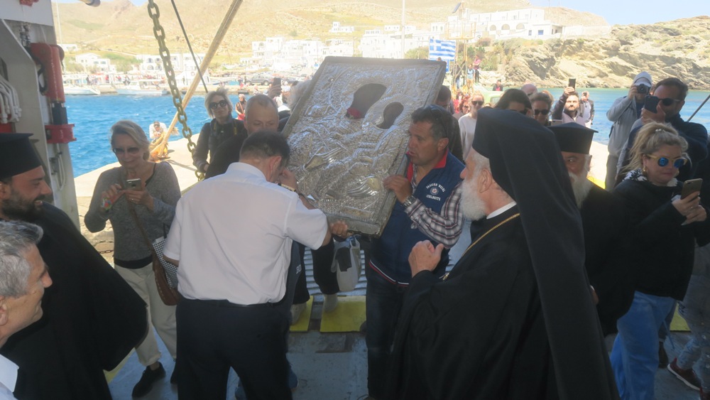 Η Παναγία “Επιβάτης” στο Aqua Jewel